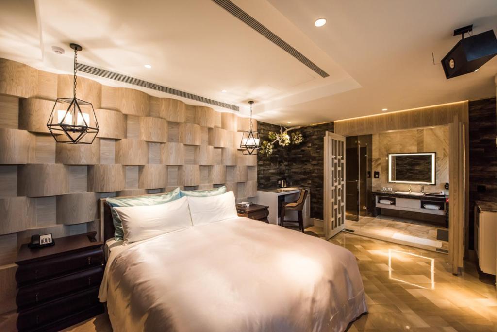 Green Palm Motel Юаньлінь Екстер'єр фото